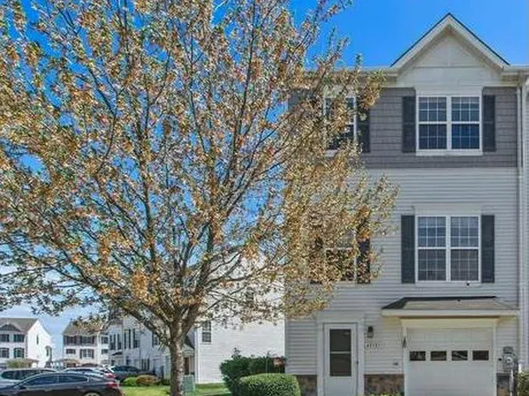 48383 Sunburst Dr, Lexington Park, MD 20653