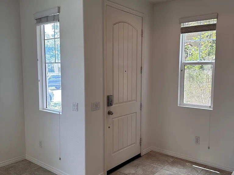 715 Nile River Dr — Photo 14