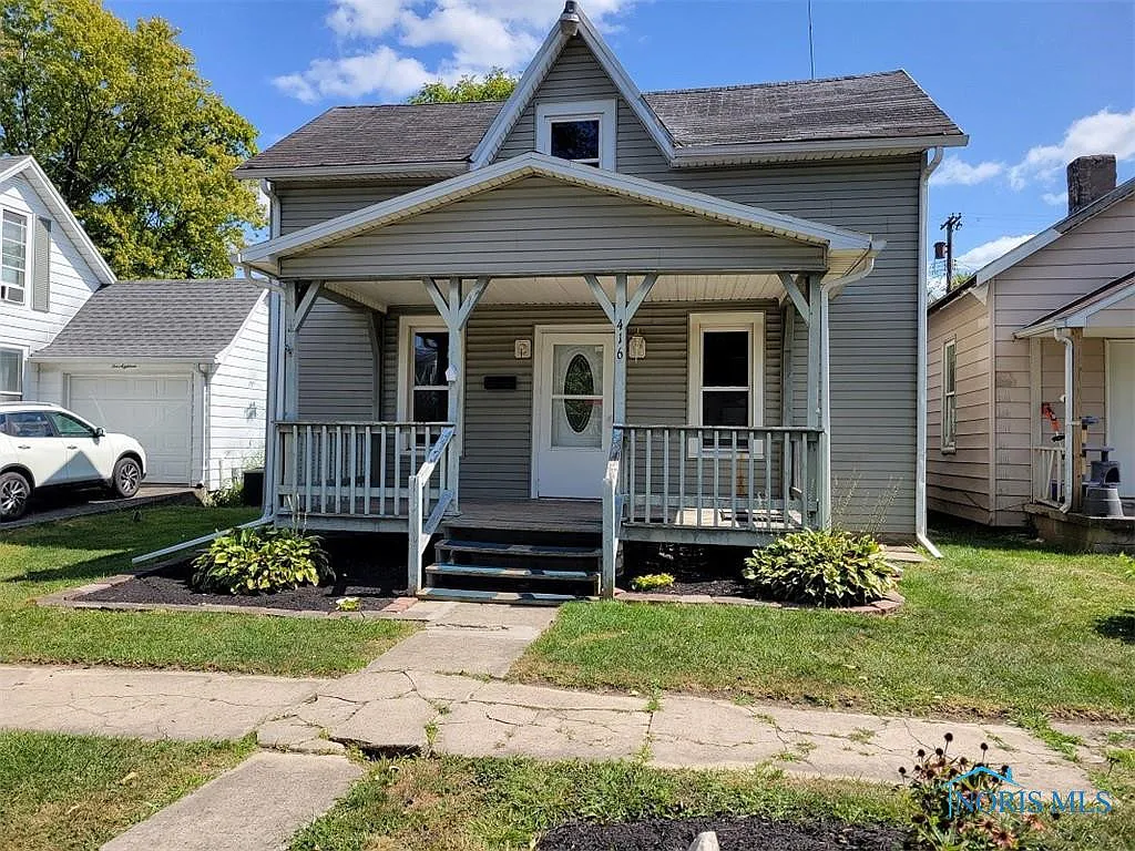 416 N Cherry St photo 1