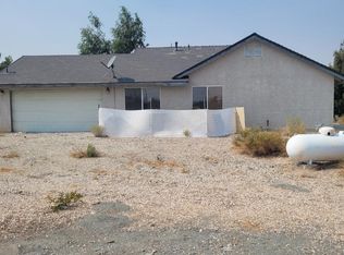 2520 Cambria Rd, Pinon Hills, CA 92372