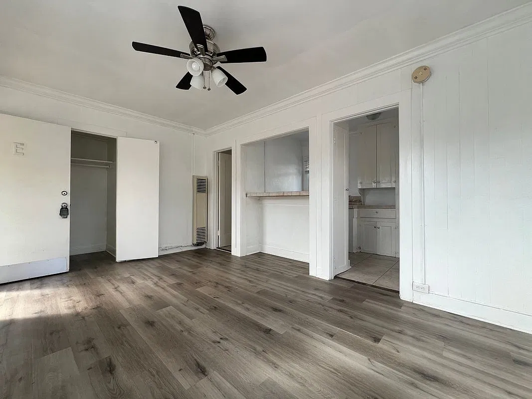 Studio, 1.0 bath, 325 sqft, $2,000 — Photo 4