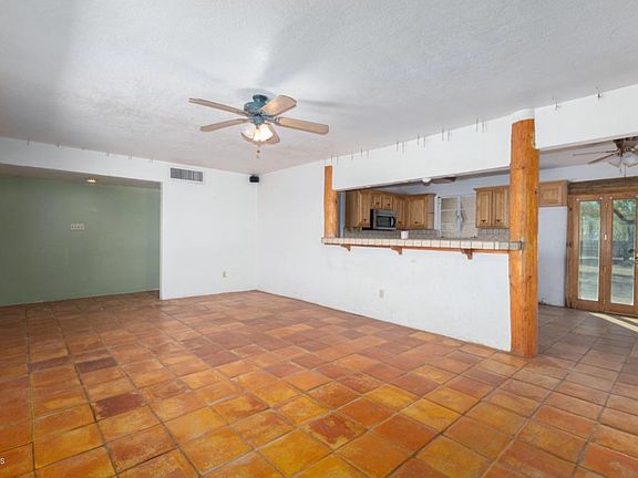 4th image of 27035 N 56th St