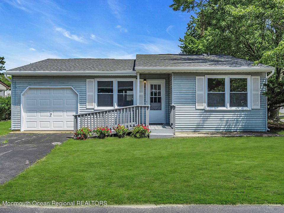 1st image of 11 Westport Drive #71