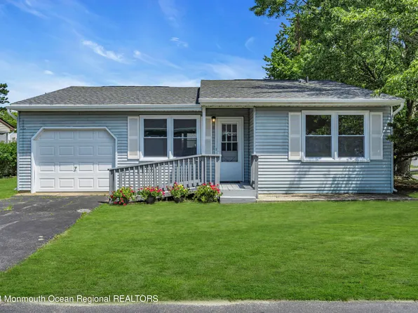 11 Westport Drive #71, Whiting, NJ 08759