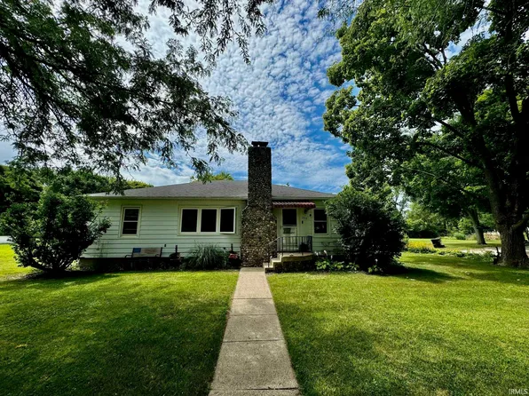 202 Fulton Ave, Rochester, IN 46975