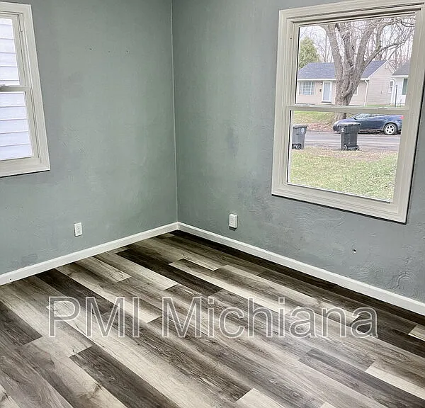 1909 Swygart Ave — Photo 8