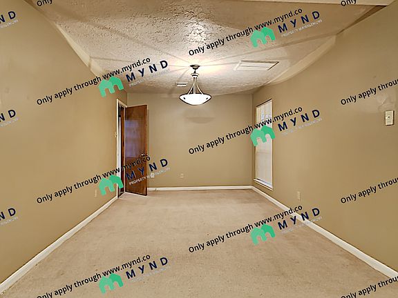 5th image of 2930 Mission Valley Dr #1