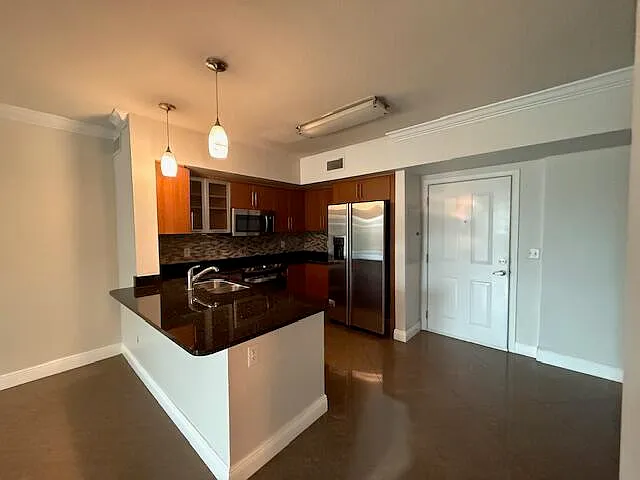 600 S Dixie Hwy #303 — Photo 26