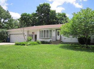 33359 Bainbridge Rd, North Ridgeville, OH 44039