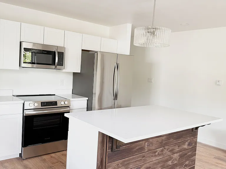 S Meadow Dr — Photo 13