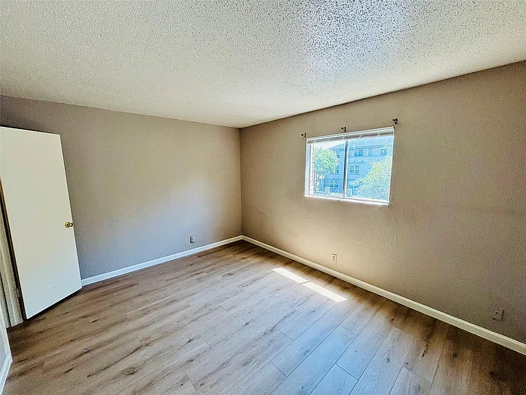 2600 Penny Ln #204 — Photo 7