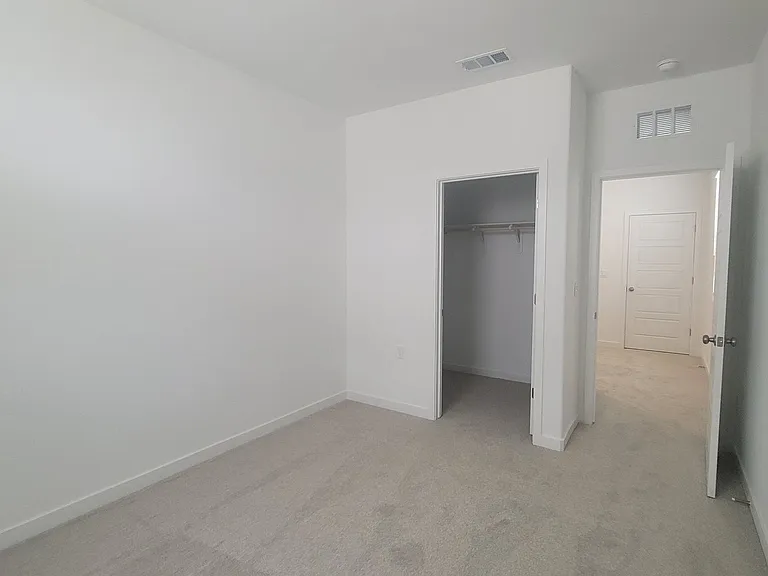 12568 Pensinger Rd — Photo 10