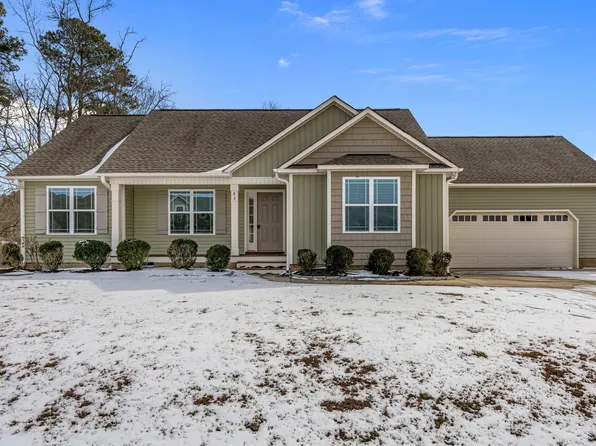 63 Camden Dr, Angier, NC 27501