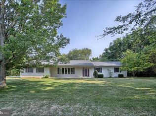 401 Mumper Ln, Dillsburg, PA 17019