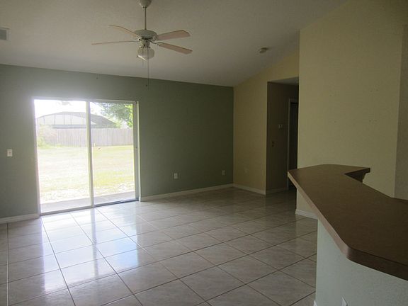 4th image of 2251 Bancroft Blvd