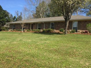 106 Southampton Rd, Hattiesburg, MS 39401
