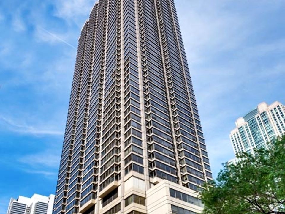 1st image of 30 E Huron St APT 5510
