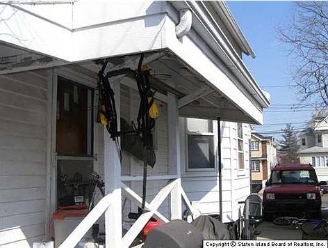 4th image of 22 Arlington Ave
