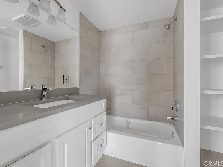7758 Mason Ave — Photo 19