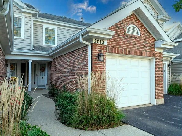 2010 Stillwater Rd, Arlington Heights, IL 60004