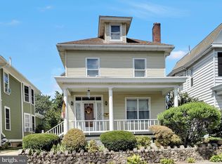624 E Edwards Ave, Pottsville, PA 17901