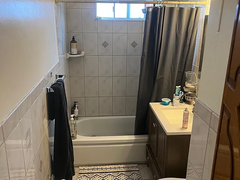 1630 S Monterey Ave — Photo 4