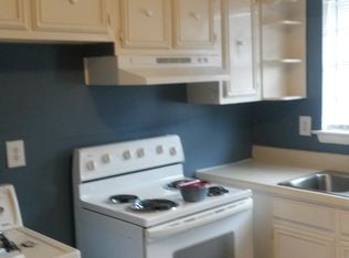 610 12th St #A, Virginia Beach, VA 23451