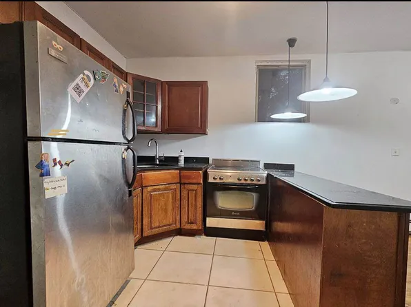 760 Evergreen Avenue image 1 of 3