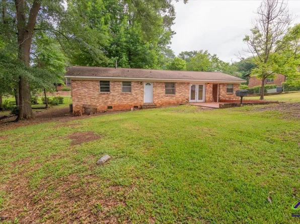 308 Juniper Rd, Warner Robins, GA 31093