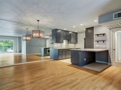 2234 S Piney Point Rd APT 209, Houston, TX, 77063