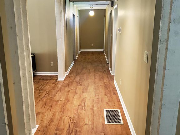 Open foyer and main hallway.