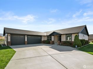 229 Sun Valley Drive, Wenatchee, WA