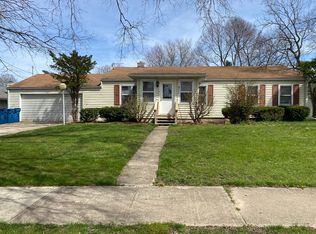 211 E Court St, Hennepin, IL 61327