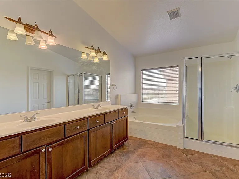 9278 Bearded Iris Ave — Photo 15