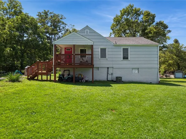 1209 1/2 Davis St, Natrona Heights, PA 15065
