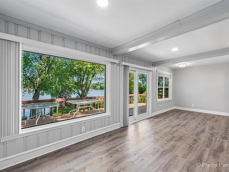 24060 N Lakeside Dr — Photo 11