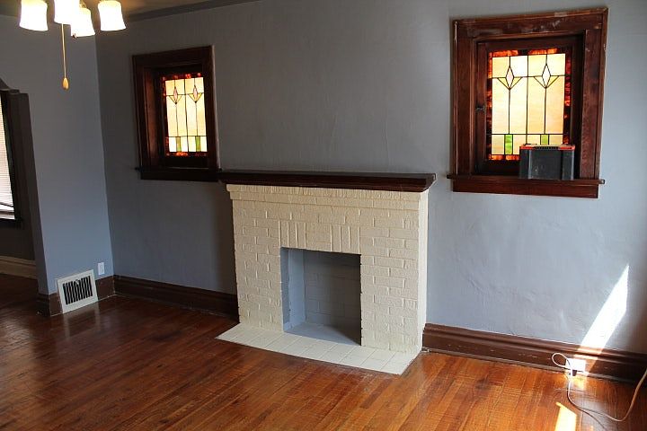 Front living