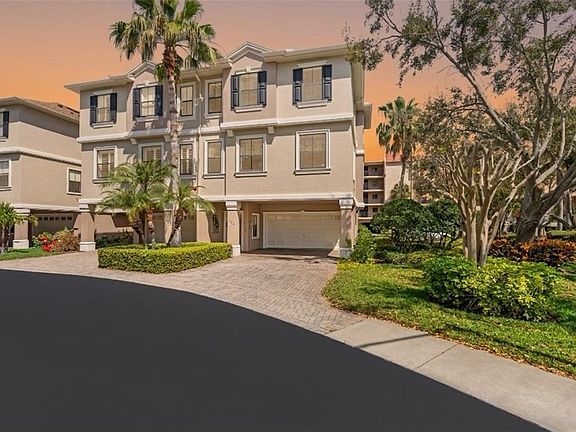 2nd image of 606 Bella Loop Unit 2
