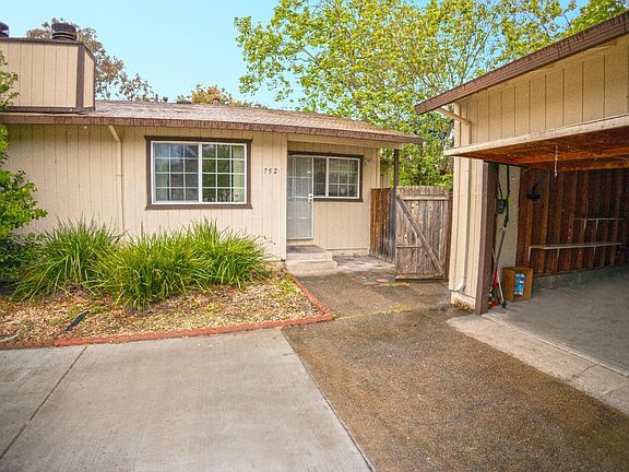 2nd image of 752 Agnew Place