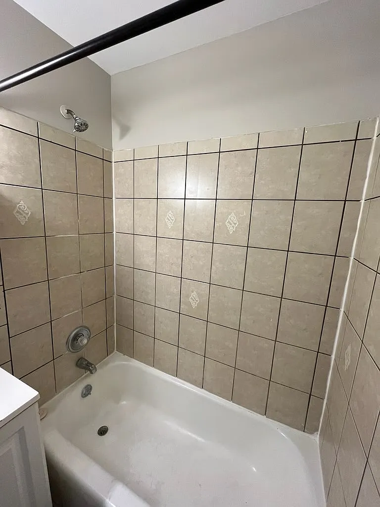 Studio, 450 sqft, $850 — Photo 3
