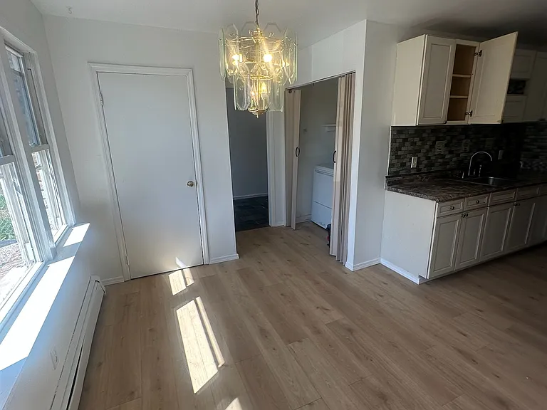 6 Whitman Ct — Photo 22