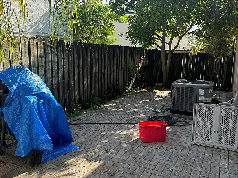 4350 SW 72nd Ter — Photo 19