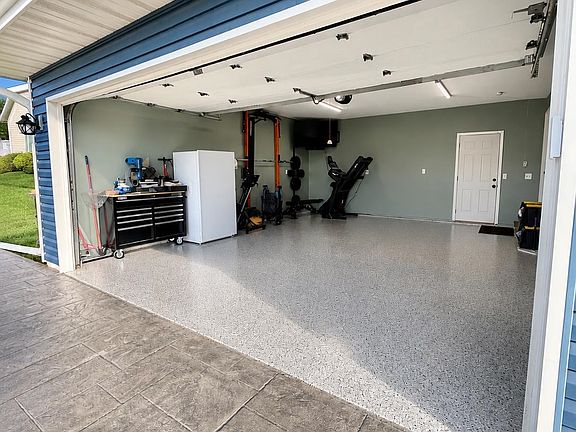 4th image of 5451 Pocono Dr