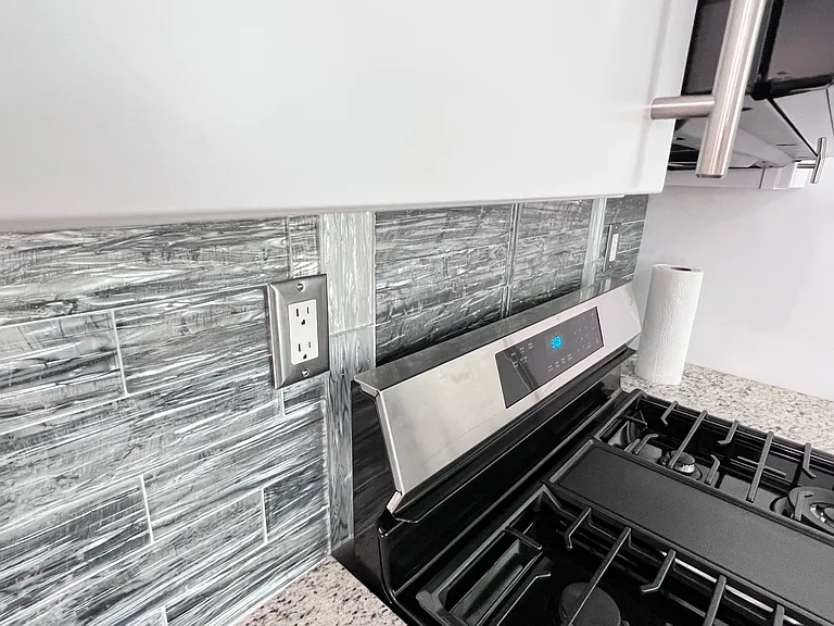 5569 Pine Gate Dr #2ULTRA — Photo 5