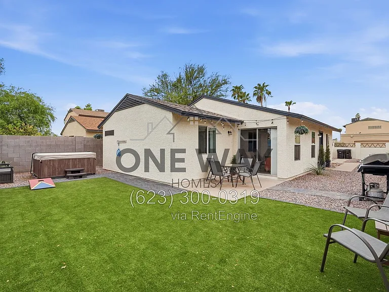630 E Jensen St #104 — Photo 36