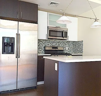 Rented by EXR | media 13