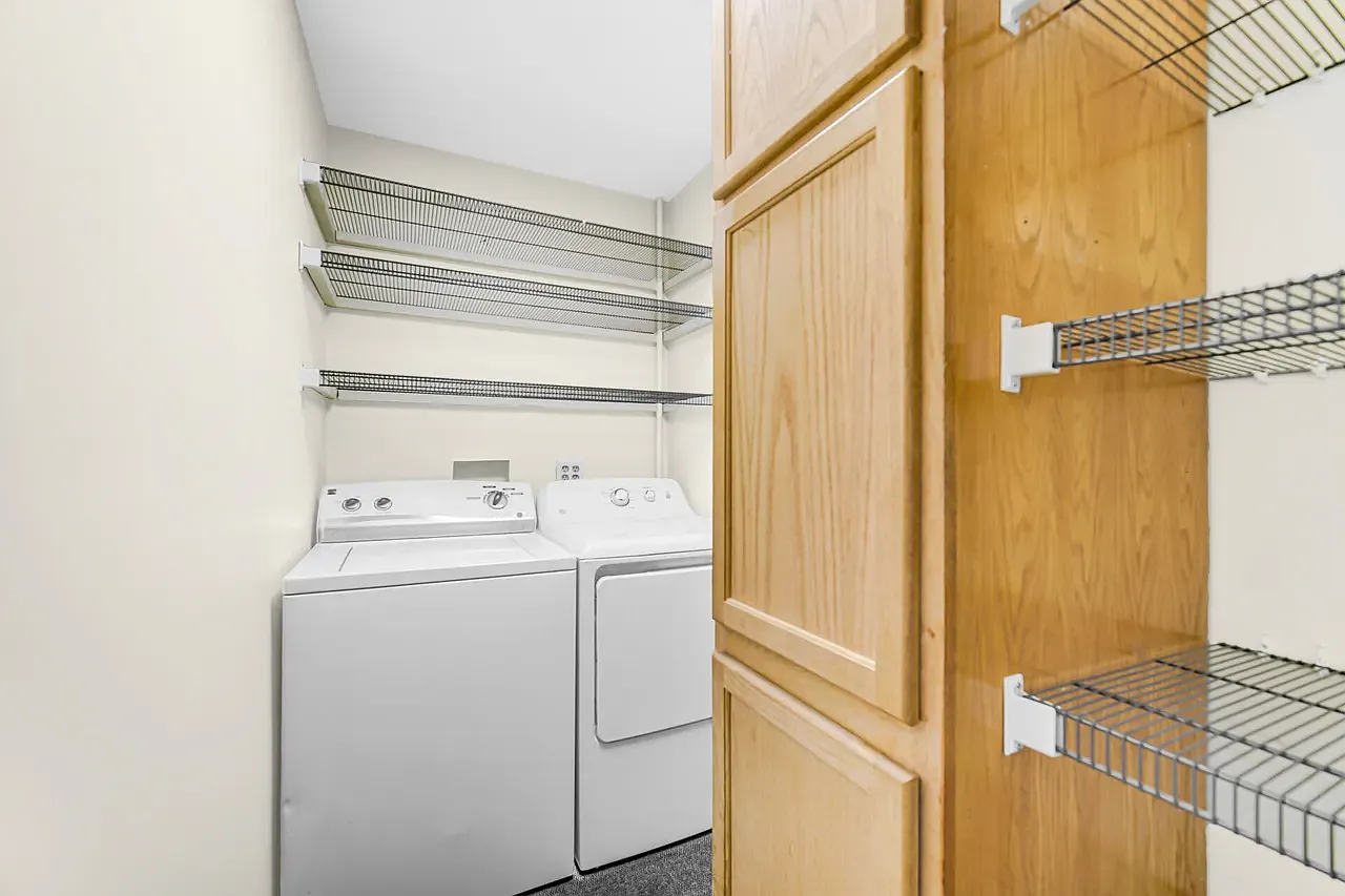 3 bed, 1250 sqft, $1,800 — Photo 4