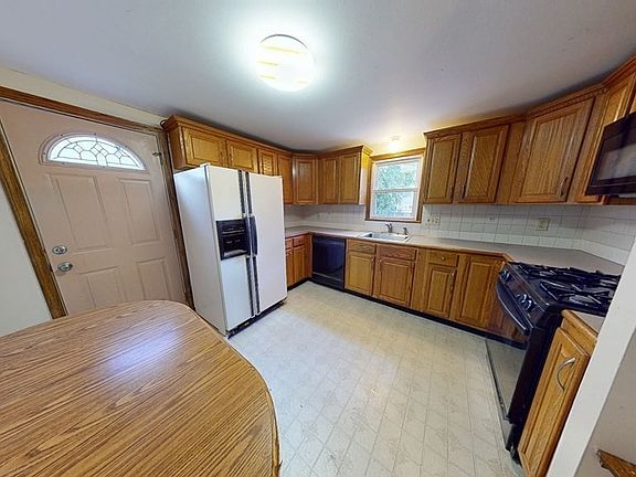 5th image of 62 Osceola St #0