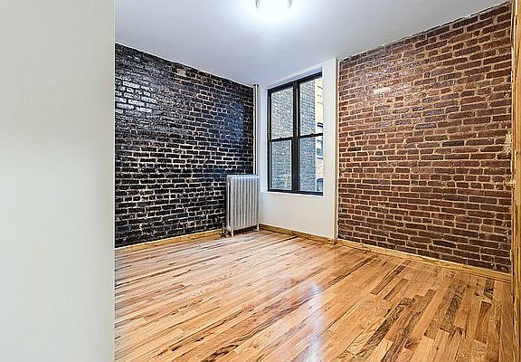 3rd image of 644 W 173rd St APT D5