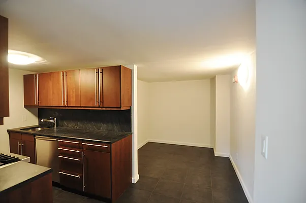 Rented by Nest Seekers International | media 30